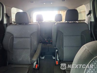 Zdjęcie 10 z 13 samochodu: 2021 GMC ACADIA SLE VIN:1GKKNRLS8MZ133512 - miniatura