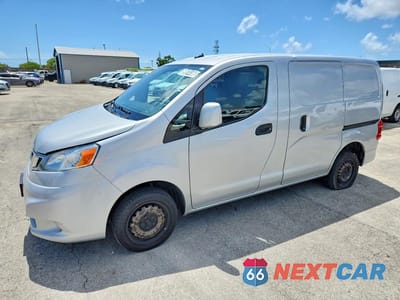 2015 NISSAN NV200 DELIVERY VAN 3N6CM0KNXFK731365 - główne zdjęcie licytacji z USA - miniatura
