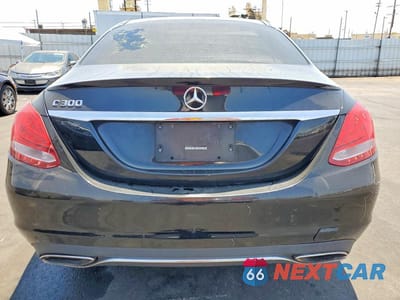 Zdjęcie 6 z 12 samochodu: 2016 MERCEDES-BENZ C 300 VIN:55SWF4JB5GU175340 - miniatura