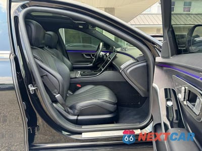 Piąte zdjęcie samochodu w środku: 2022 MERCEDES-BENZ S 500 4MATIC VIN:W1K6G6DB8NA143984 - miniatura