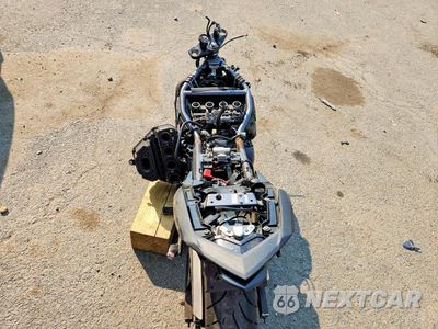 Zdjęcie 6 z 8 samochodu: 2009 YAMAHA FZ6 R VIN:JYARJ18E09A001064 - miniatura