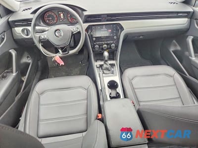 Zdjęcie 8 z 12 samochodu: 2021 VOLKSWAGEN PASSAT SE VIN:1VWSA7A3XMC015548 - miniatura