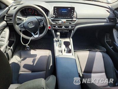 Zdjęcie 8 z 11 samochodu: 2020 HONDA ACCORD LX VIN:1HGCV1F1XLA010832 - miniatura