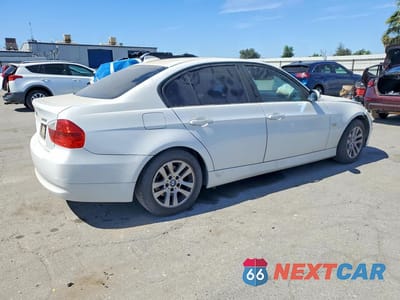 Trzecie zdjęcie samochodu z tyłu: 2007 BMW 328 I SULEV VIN:WBAVC53557FZ76457 - miniatura