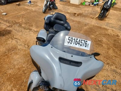 Piąte zdjęcie samochodu w środku: 2024 HARLEY-DAVIDSON FLHTK VIN:1HD1KEF15RB623058 - miniatura