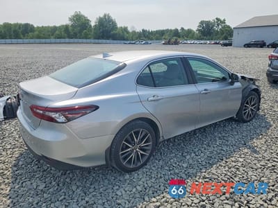 Trzecie zdjęcie samochodu z tyłu: 2023 TOYOTA CAMRY XLE VIN:4T1F11AKXPU725178 - miniatura