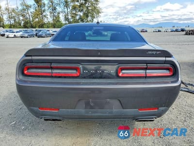 Zdjęcie 6 z 13 samochodu: 2016 DODGE CHALLENGER SRT 392 VIN:2C3CDZDJ4GH201516 - miniatura