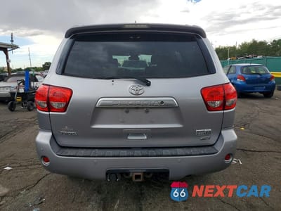 Zdjęcie 6 z 13 samochodu: 2010 TOYOTA SEQUOIA PLATINUM VIN:5TDDW5G16AS032249 - miniatura