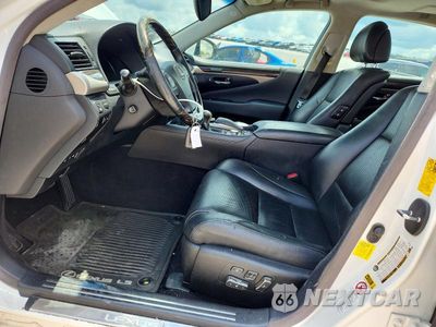 Zdjęcie 7 z 13 samochodu: 2013 LEXUS LS 460L VIN:JTHGL5EF3D5049944 - miniatura