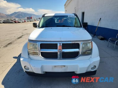 Piąte zdjęcie samochodu w środku: 2011 DODGE NITRO SE VIN:1D4PU2GK9BW544327 - miniatura
