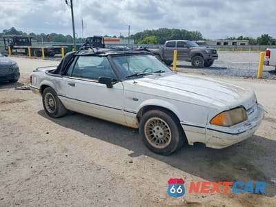 Czwarte zdjęcie samochodu z boku: 1993 FORD MUSTANG LX VIN:1FACP44M5PF111802 - miniatura