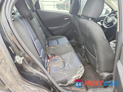 Zdjęcie 10 z 13 samochodu: 2019 TOYOTA YARIS L VIN:3MYDLBYV1KY516107 - miniatura