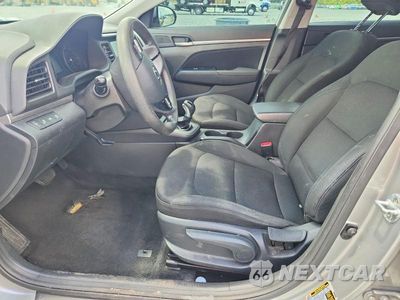 Zdjęcie 7 z 13 samochodu: 2020 HYUNDAI ELANTRA SEL VIN:5NPD84LF8LH577299 - miniatura