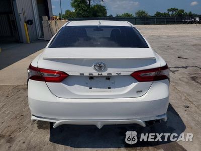Zdjęcie 6 z 12 samochodu: 2019 TOYOTA CAMRY SE VIN:4T1B11HK7KU772424 - miniatura