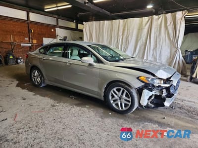 Czwarte zdjęcie samochodu z boku: 2015 FORD FUSION SE VIN:3FA6P0H79FR228083 - miniatura