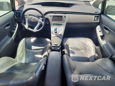 Zdjęcie 8 z 12 samochodu: 2010 TOYOTA PRIUS IV VIN:JTDKN3DU7A0009305 - miniatura