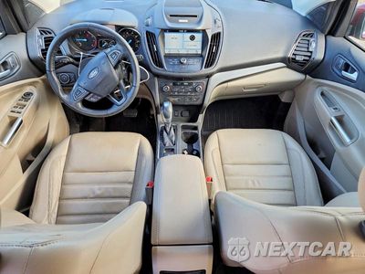 Zdjęcie 8 z 13 samochodu: 2018 FORD ESCAPE SEL VIN:1FMCU0HD4JUA04714 - miniatura