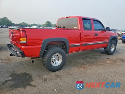 Trzecie zdjęcie samochodu z tyłu: 2002 CHEVROLET SILVERADO K1500 VIN:1GCEK19T92E283197 - miniatura