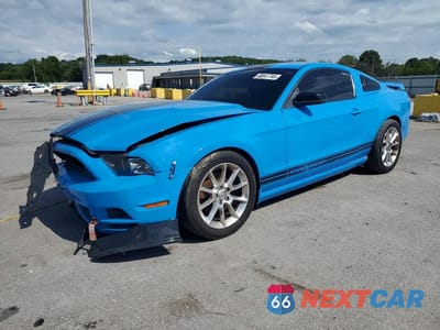 2014 FORD MUSTANG 1ZVBP8AM0E5245120 - główne zdjęcie licytacji z USA - miniatura