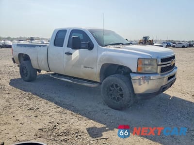 Czwarte zdjęcie samochodu z boku: 2012 CHEVROLET SILVERADO VIN:1GC2CVCG2CZ275777 - miniatura