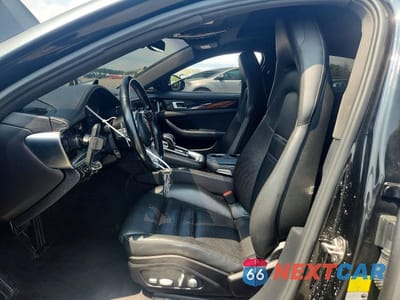 Zdjęcie 7 z 12 samochodu: 2018 PORSCHE PANAMERA 4 VIN:WP0AA2A72JL108659 - miniatura