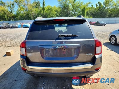 Zdjęcie 6 z 12 samochodu: 2015 JEEP COMPASS LATITUDE VIN:1C4NJCEAXFD209849 - miniatura