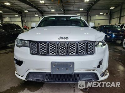 Piąte zdjęcie samochodu w środku: 2018 JEEP GRAND CHEROKEE LAREDO VIN:1C4RJFAG0JC391461 - miniatura