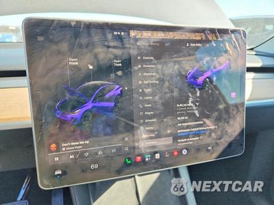Zdjęcie 9 z 13 samochodu: 2023 TESLA MODEL Y VIN:7SAYGDEE3PA146334 - miniatura
