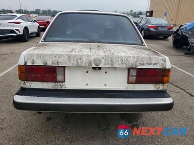 Zdjęcie 6 z 12 samochodu: 1986 BMW 325 E AUTOMATIC VIN:WBAAE6409G0704997 - miniatura
