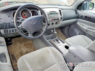 Zdjęcie 8 z 12 samochodu: 2011 TOYOTA TACOMA ACCESS CAB VIN:5TFUX4EN9BX004731 - miniatura