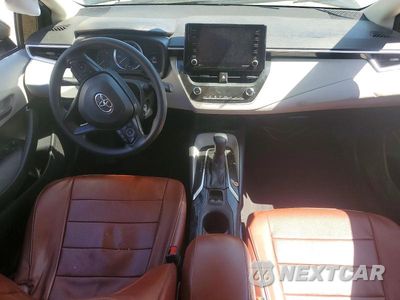 Zdjęcie 8 z 12 samochodu: 2022 TOYOTA COROLLA LE VIN:JTDEPMAE1NJ213320 - miniatura