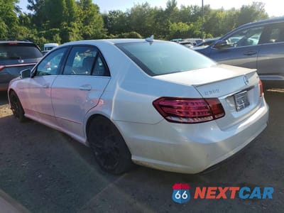 Drugie zdjęcie samochodu z przodu: 2011 MERCEDES-BENZ E 350 4MATIC VIN:WDDHF8HB7BA453704 - miniatura