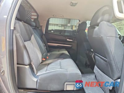 Zdjęcie 10 z 12 samochodu: 2016 TOYOTA TUNDRA SR5 VIN:5TFDW5F14GX526890 - miniatura