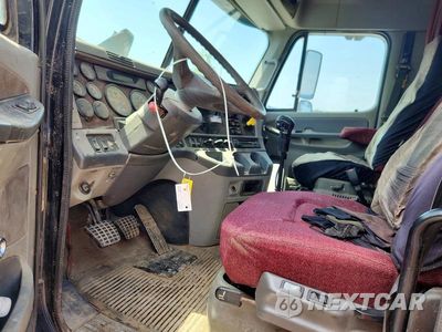 Zdjęcie 7 z 12 samochodu: 2004 FREIGHTLINER COLUMBIA 120 SEMI TRUCK VIN:1FUJA6CG54LM28267 - miniatura