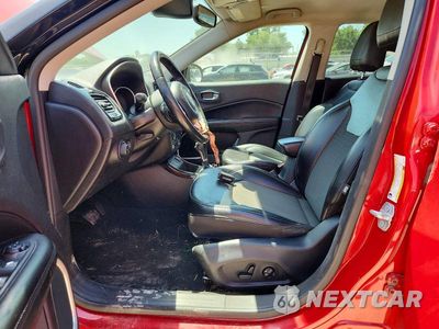 Zdjęcie 7 z 12 samochodu: 2019 JEEP COMPASS LATITUDE VIN:3C4NJCBB5KT833110 - miniatura