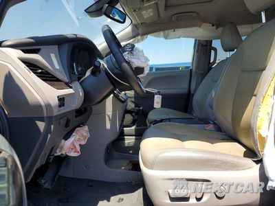 Zdjęcie 7 z 13 samochodu: 2020 TOYOTA SIENNA XLE 8-PASSENGER VIN:5TDYZ3DC7LS036901 - miniatura
