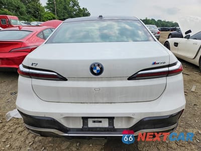Zdjęcie 6 z 12 samochodu: 2024 BMW I7 M70 VIN:WBY83EH02RCP67211 - miniatura