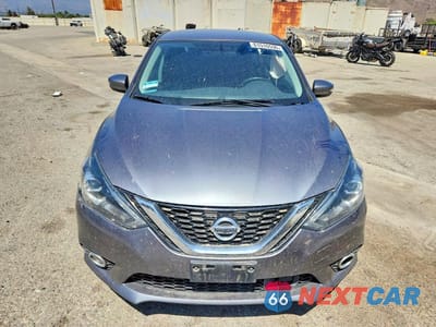 Piąte zdjęcie samochodu w środku: 2019 NISSAN SENTRA SR VIN:3N1AB7AP3KY399467 - miniatura
