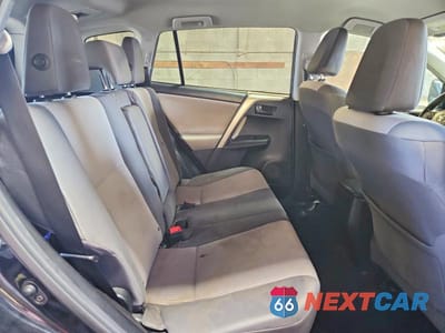 Zdjęcie 11 z 13 samochodu: 2015 TOYOTA RAV4 LE VIN:2T3BFREV2FW406804 - miniatura