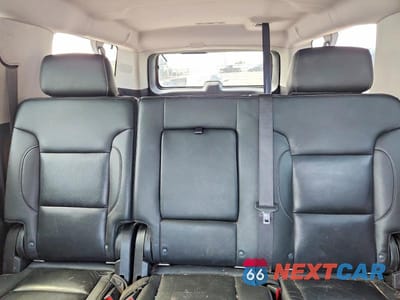 Zdjęcie 10 z 13 samochodu: 2020 CHEVROLET SUBURBAN C1500 LT VIN:1GNSCHKC8LR153450 - miniatura