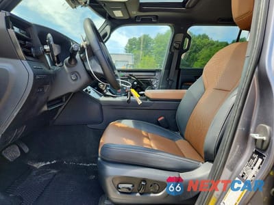 Zdjęcie 7 z 14 samochodu: 2024 LEXUS GX 550 PREMIUM+ VIN:JTJTBCDX5R5033671 - miniatura