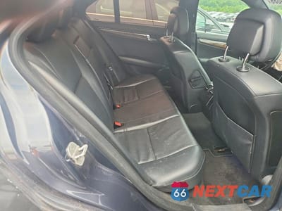 Zdjęcie 10 z 12 samochodu: 2008 MERCEDES-BENZ C 350 VIN:WDDGF56X88F124501 - miniatura