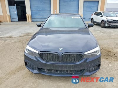 Piąte zdjęcie samochodu w środku: 2019 BMW 540 I VIN:WBAJE5C53KWW31638 - miniatura