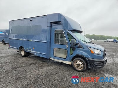 Czwarte zdjęcie samochodu z boku: 2021 FORD TRANSIT DELIVERY TRUCK VIN:1FDDF6P82MKA55229 - miniatura