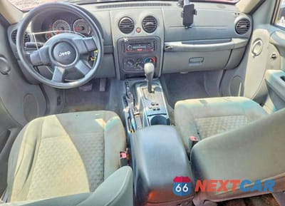 Zdjęcie 8 z 13 samochodu: 2005 JEEP LIBERTY SPORT VIN:1J4GL48K85W572886 - miniatura