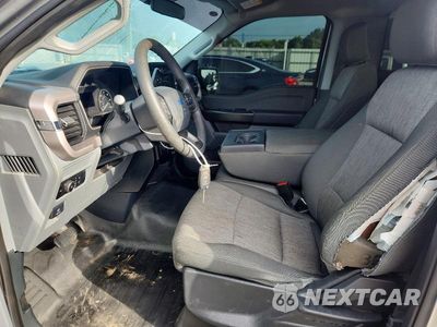 Zdjęcie 7 z 13 samochodu: 2023 FORD F150 VIN:1FTMF1C56PKF16570 - miniatura