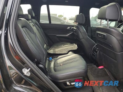 Zdjęcie 11 z 13 samochodu: 2022 BMW X7 M50I VIN:5UXCX6C08N9J22257 - miniatura