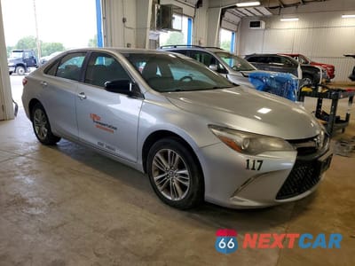 Czwarte zdjęcie samochodu z boku: 2017 TOYOTA CAMRY SE VIN:4T1BF1FK3HU364385 - miniatura