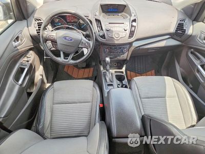 Zdjęcie 8 z 13 samochodu: 2017 FORD ESCAPE SE VIN:1FMCU9G99HUC17640 - miniatura