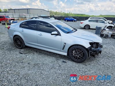 Czwarte zdjęcie samochodu z boku: 2014 CHEVROLET SS VIN:6G3F15RW5EL950696 - miniatura